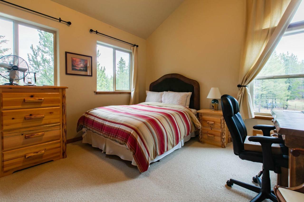 Lake 5 Cabin เวสต์กลาเซียร์ ภายนอก รูปภาพ